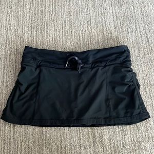 lululemon black skirt • original!!
